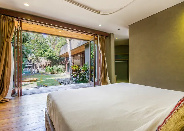 Villa Yoga By Finder Seminyak (Bali)