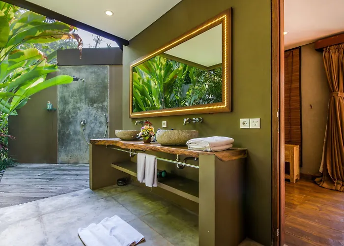 Yoga By Finder Seminyak (Bali)